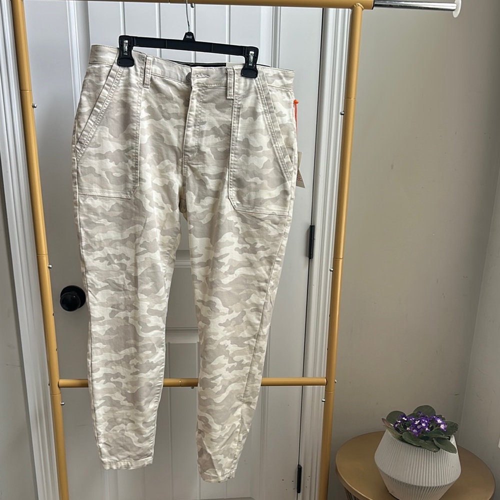 Women Camouflage Pants
